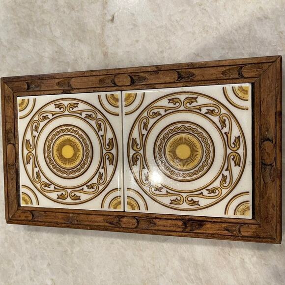 Vintage mexican tile trivets with wood frame - Picture 2 of 8